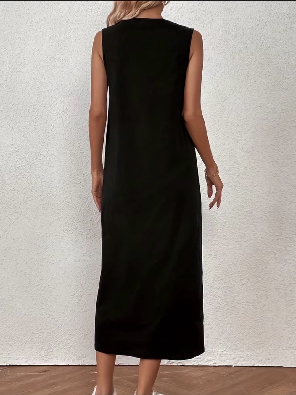 Sleek Black Sleeveless Maxi Dress - Brand:
